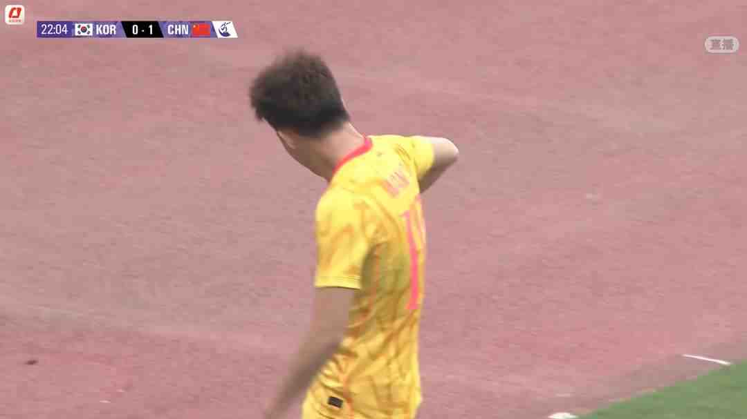 无缘亚运决赛!U23国足1-2韩国U23 王钰栋破门毛伟杰献助攻+伤退